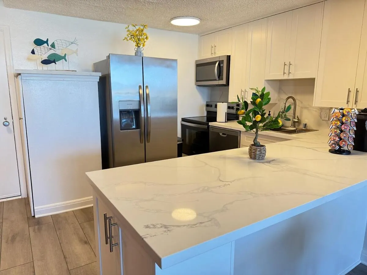 Oceanfront 2 Bedroom W Pool & Parking 234 Hermosa Beach