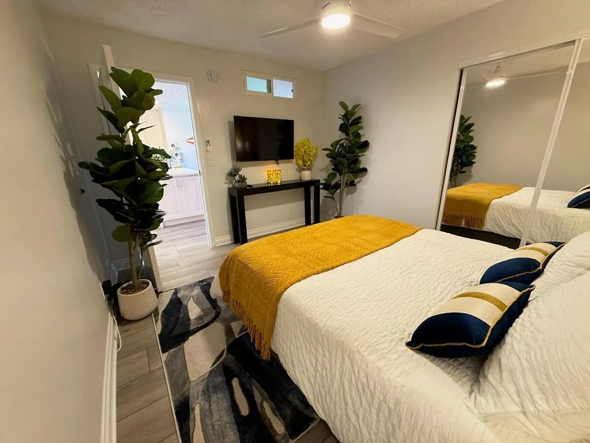 Oceanfront 2 Bedroom W Pool & Parking 234 Hermosa Beach United States