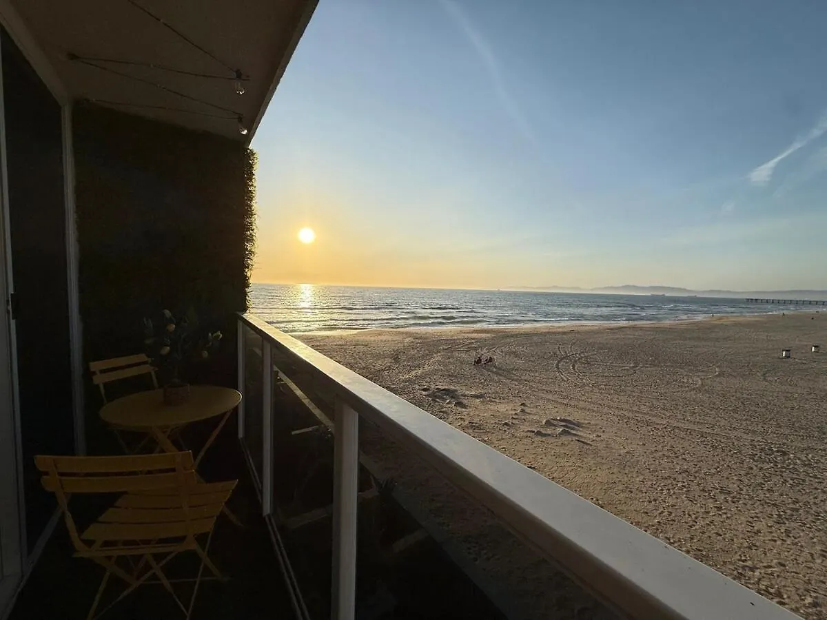 Apartment Oceanfront 2 Bedroom W Pool & Parking 234 Hermosa Beach