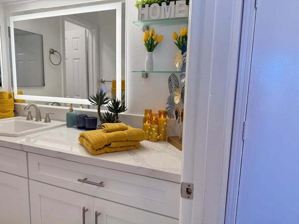 Oceanfront 2 Bedroom W Pool & Parking 234 Hermosa Beach