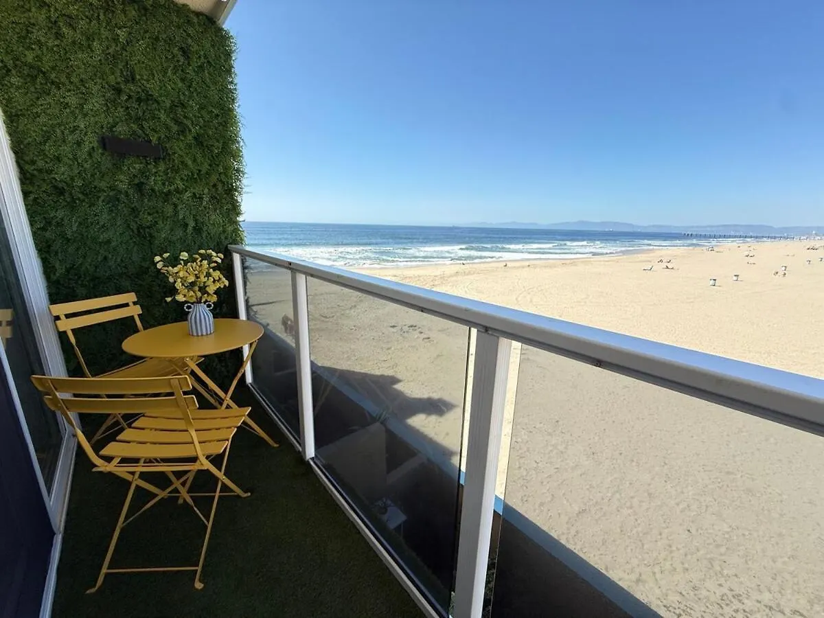 Oceanfront 2 Bedroom W Pool & Parking 234 Hermosa Beach 0*,  United States